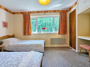 Photo 13- click for photo gallery